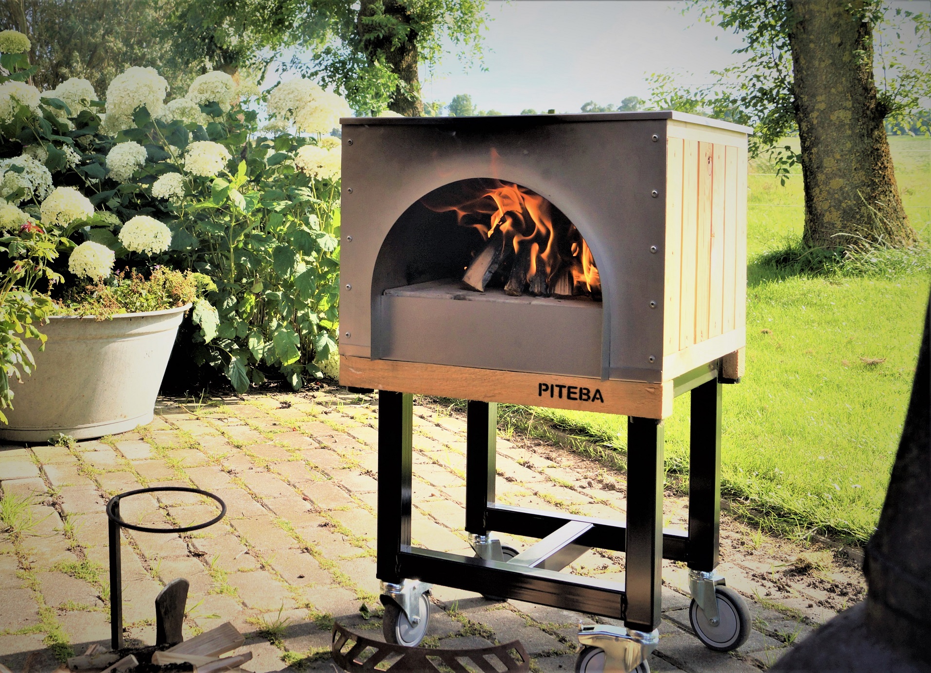 Beperking Injectie Onderdrukken Pizza oven - buitenoven voor in de tuin op hout gestookt - PITEBA